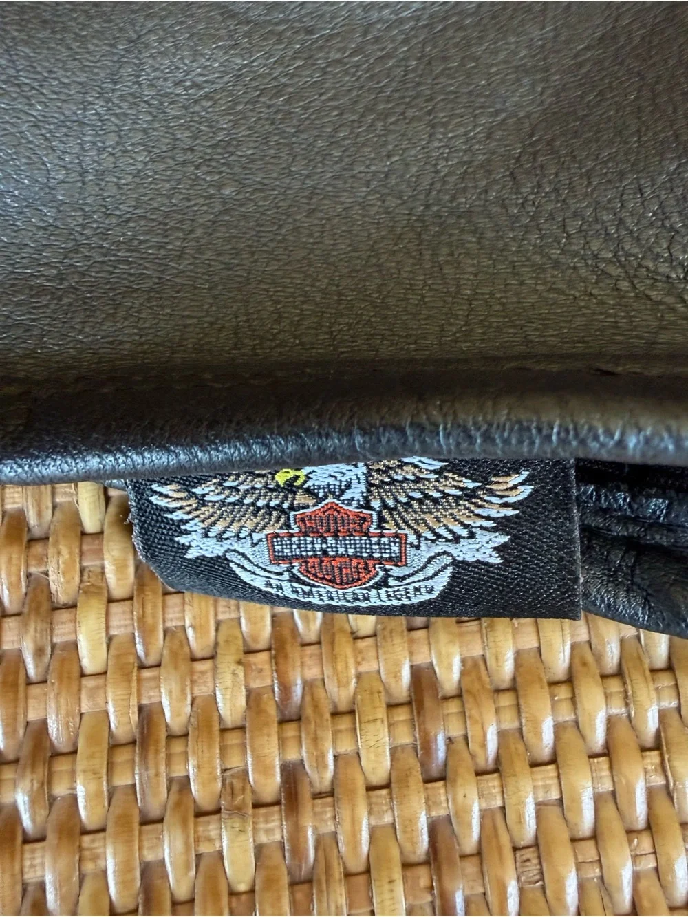 Harley-Davidson Black Leather Gauntlet Women's Riding Gloves with Medallion